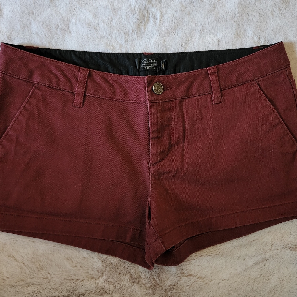 Volcom Frochickie shorts ~ 7